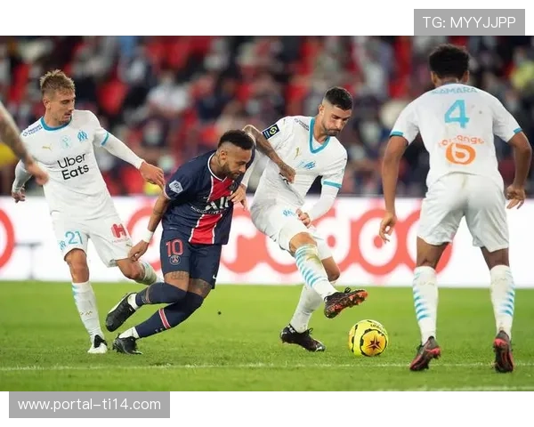 法甲第22轮焦点战前瞻：雷恩vs巴黎圣日耳曼，状态悬殊的冰火对决